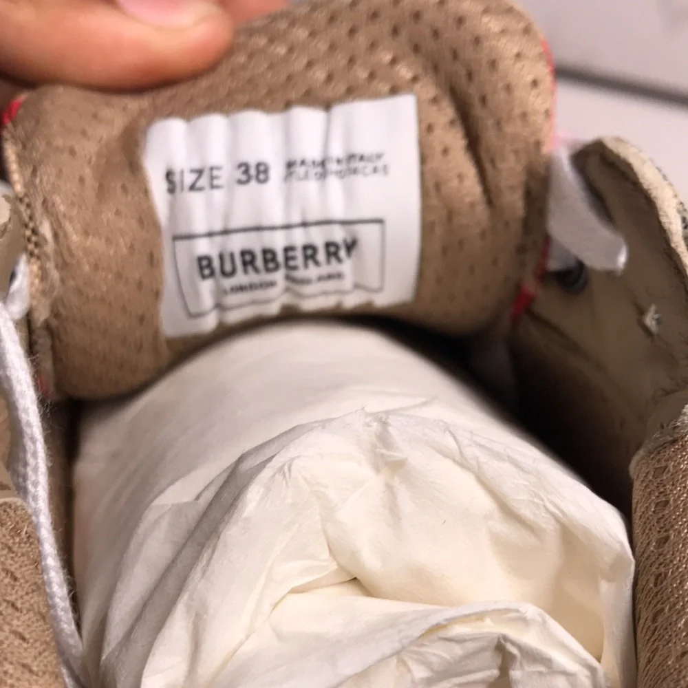 New Authentic Burberry Vintage Check Sneakers Size 38 - Picture 7 of 11
